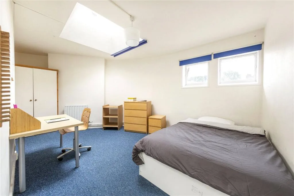 6 bedroom apartment for rent
