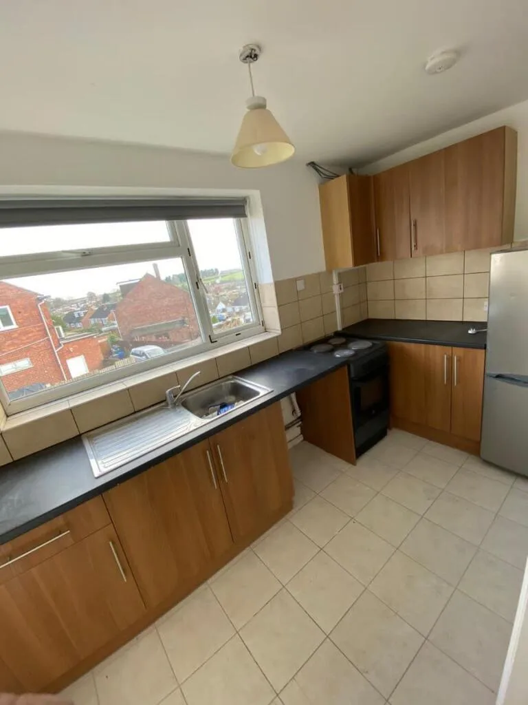 4 bedroom flat for rent