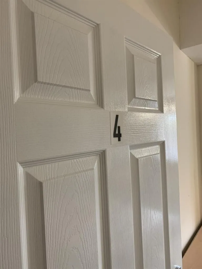 4 bedroom semi-detached house for rent