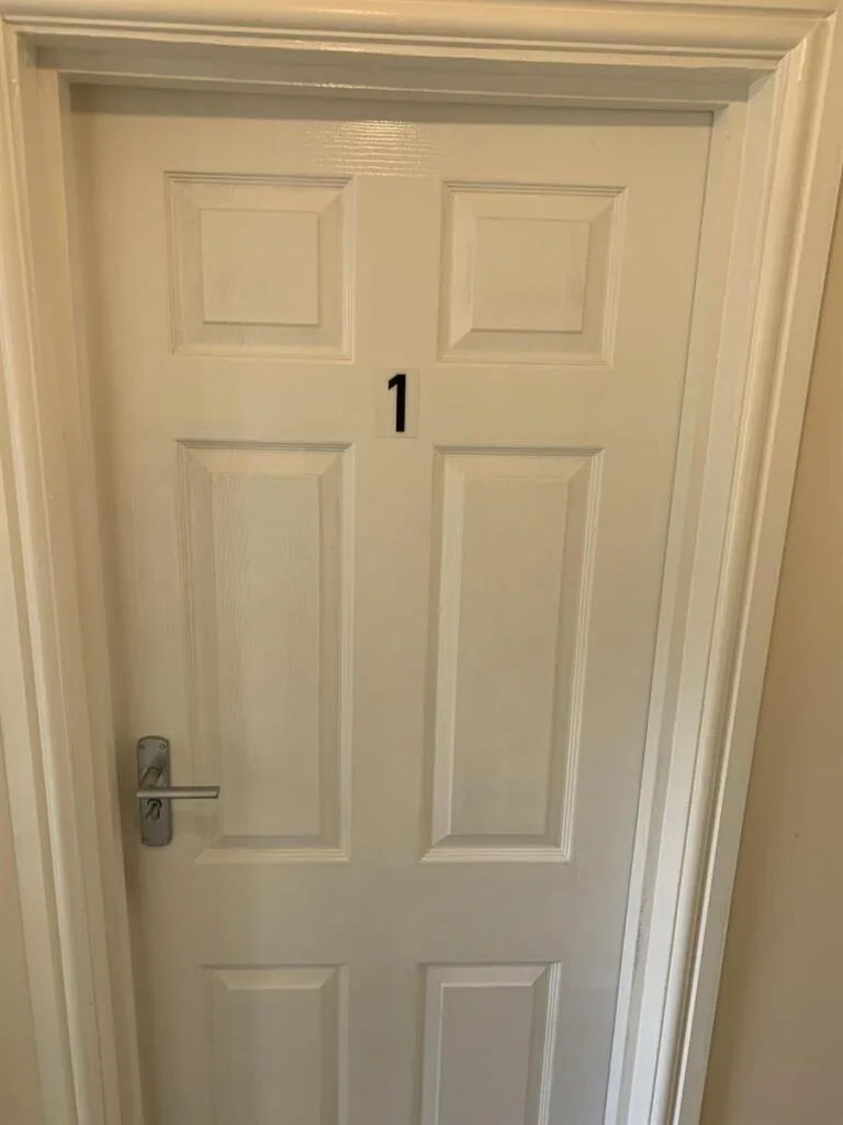 4 bedroom semi-detached house for rent