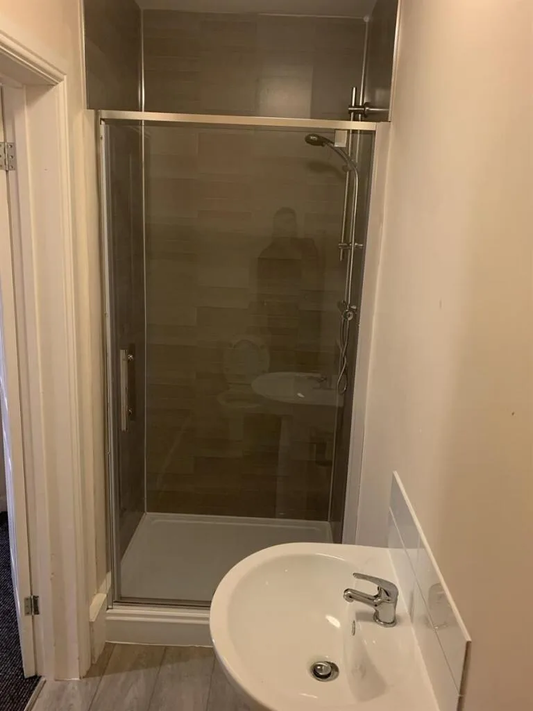 4 bedroom semi-detached house for rent