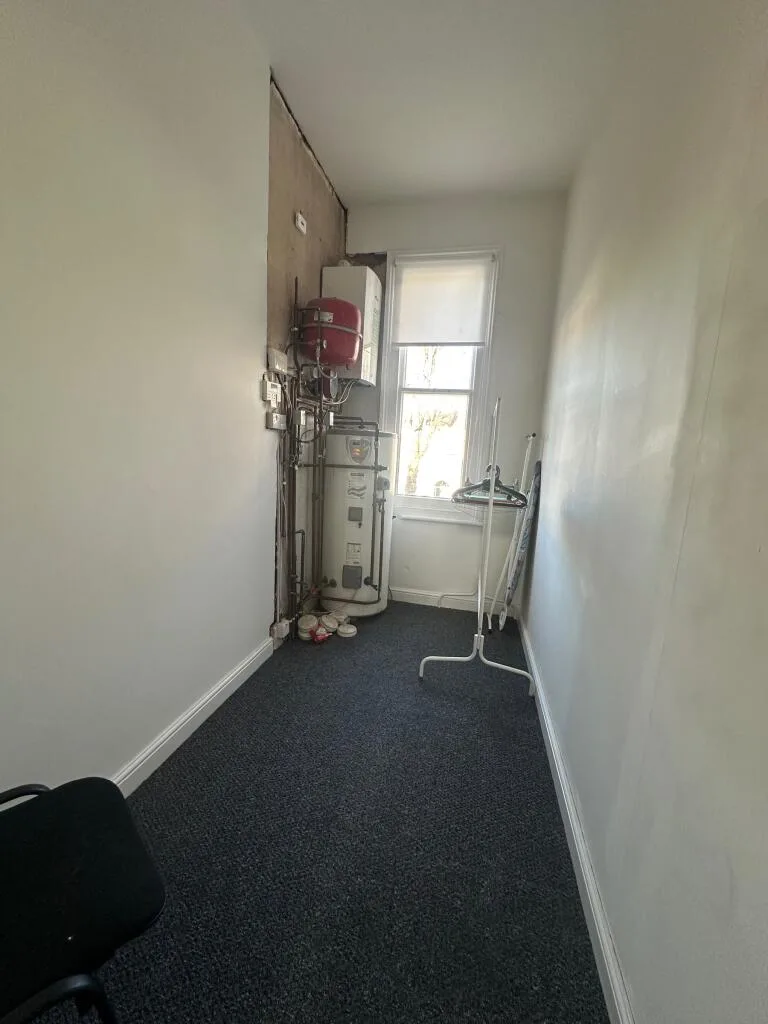 7 bedroom semi-detached house for rent