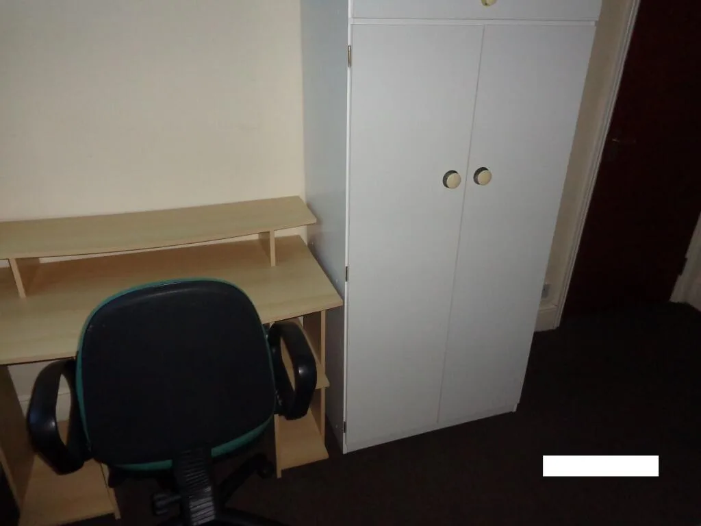 6 bedroom terraced house for rent