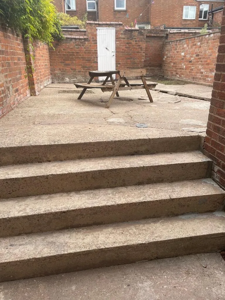 6 bedroom terraced house for rent