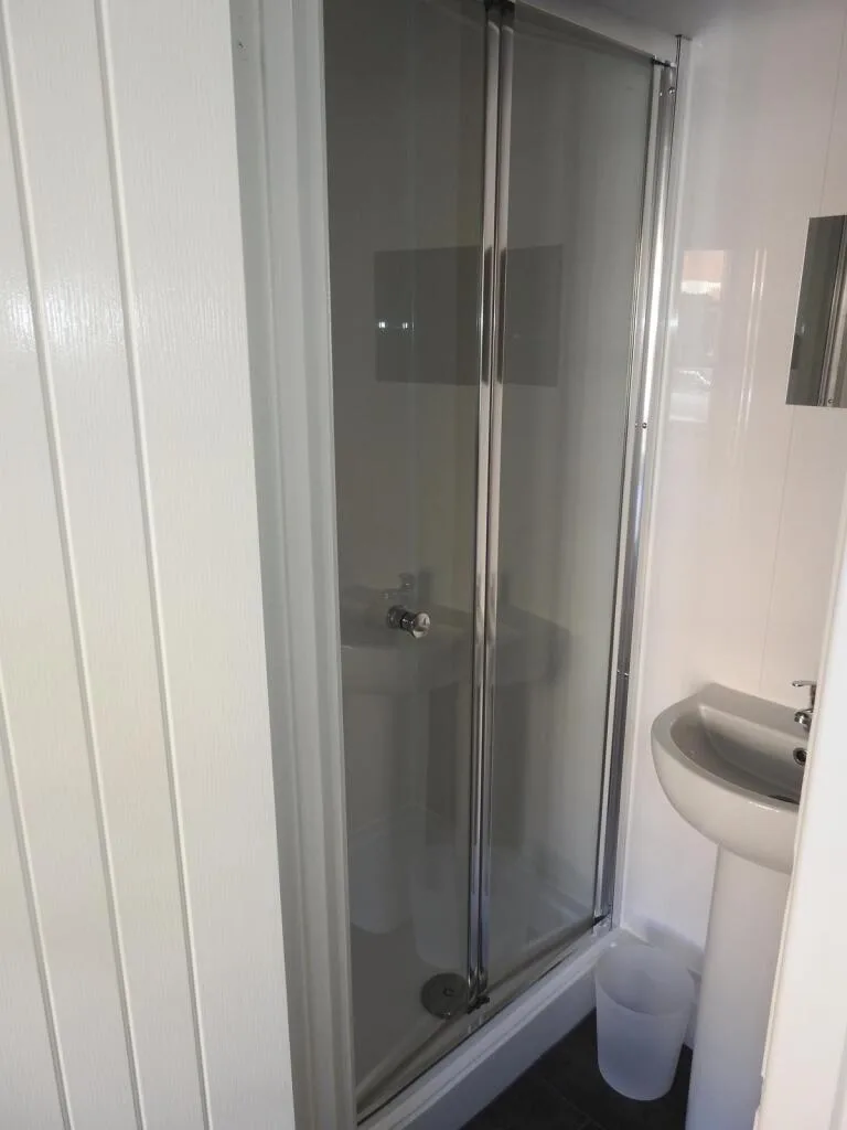 6 bedroom terraced house for rent