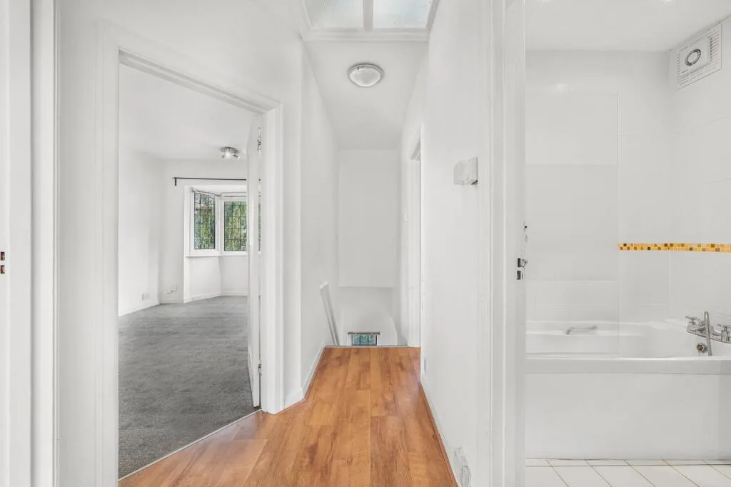 2 bedroom maisonette for rent