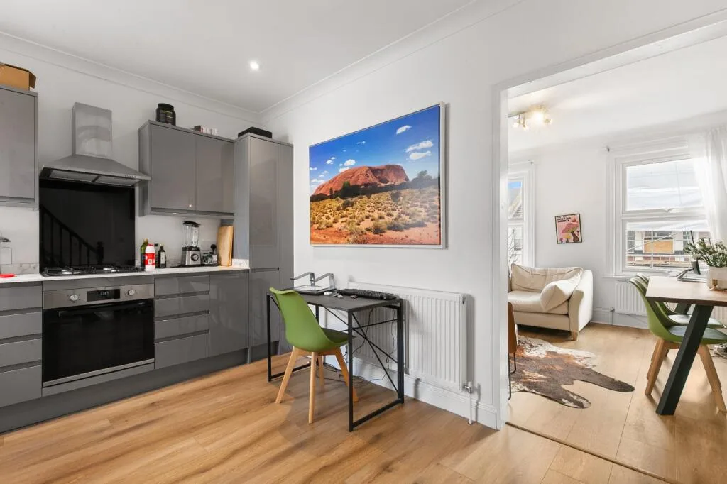 2 bedroom flat for rent