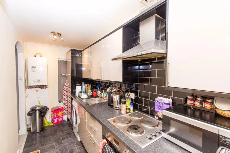 3 bedroom flat for rent