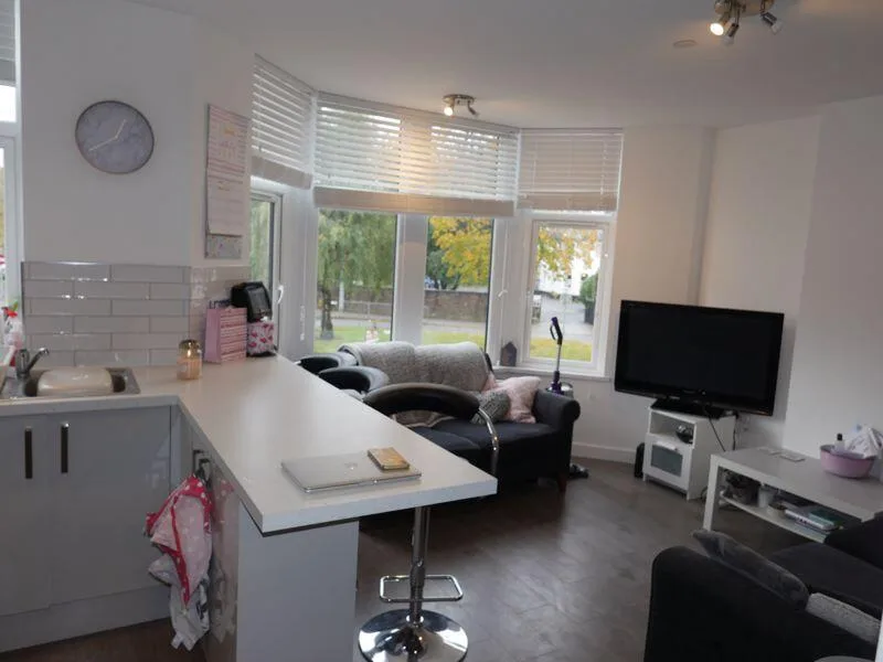 3 bedroom flat for rent