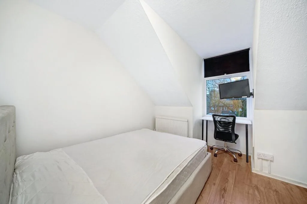4 bedroom terraced house for rent