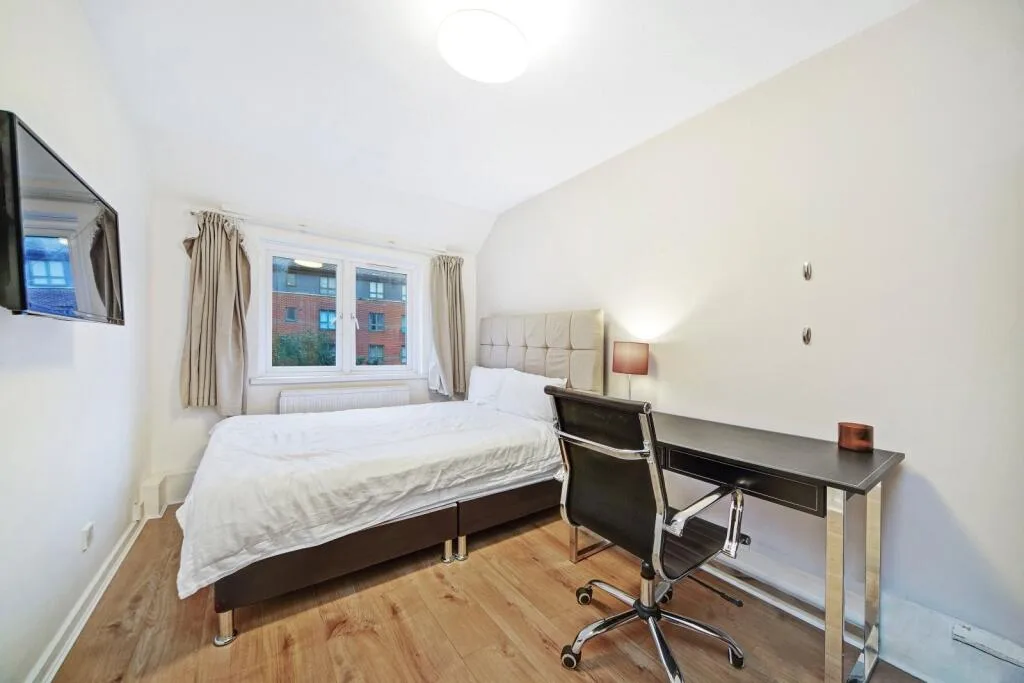 4 bedroom terraced house for rent