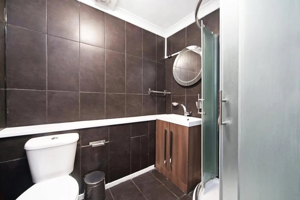 4 bedroom terraced house for rent