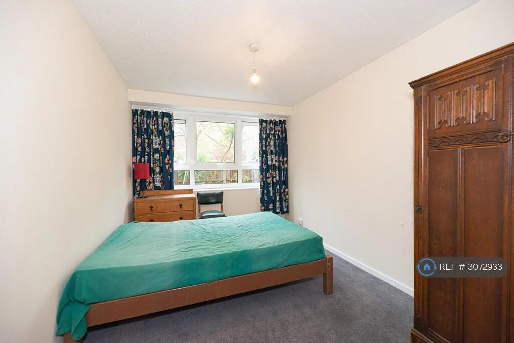 3 bedroom maisonette for rent