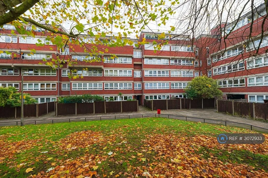 3 bedroom maisonette for rent