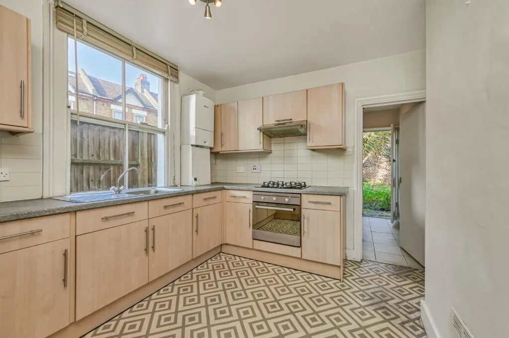 1 bedroom flat for rent
