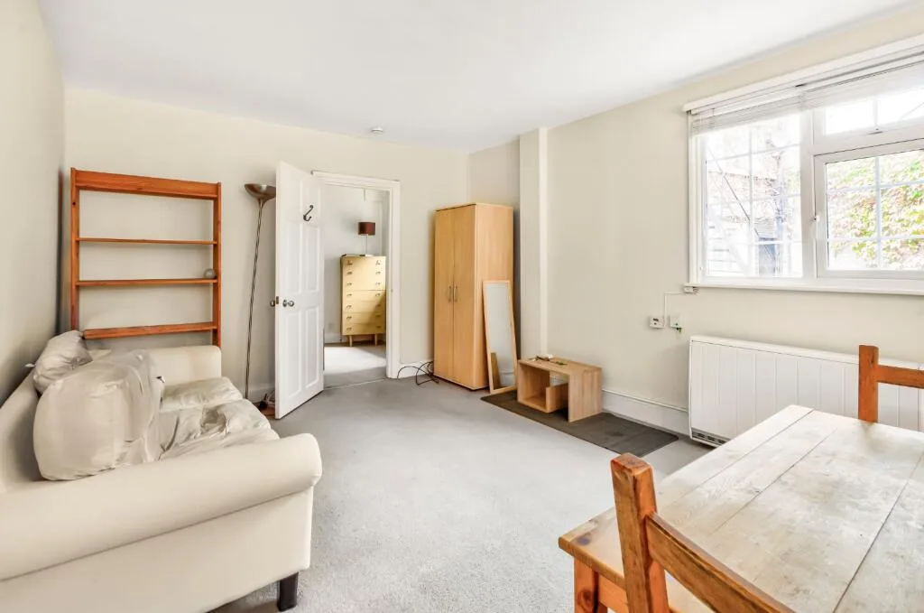 1 bedroom bungalow for rent