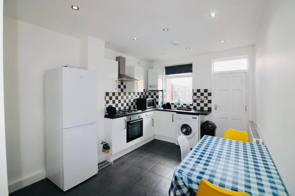 2 bedroom terraced house for rent