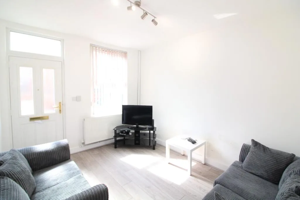 2 bedroom terraced house for rent