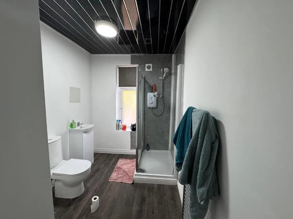 5 bedroom detached house for rent