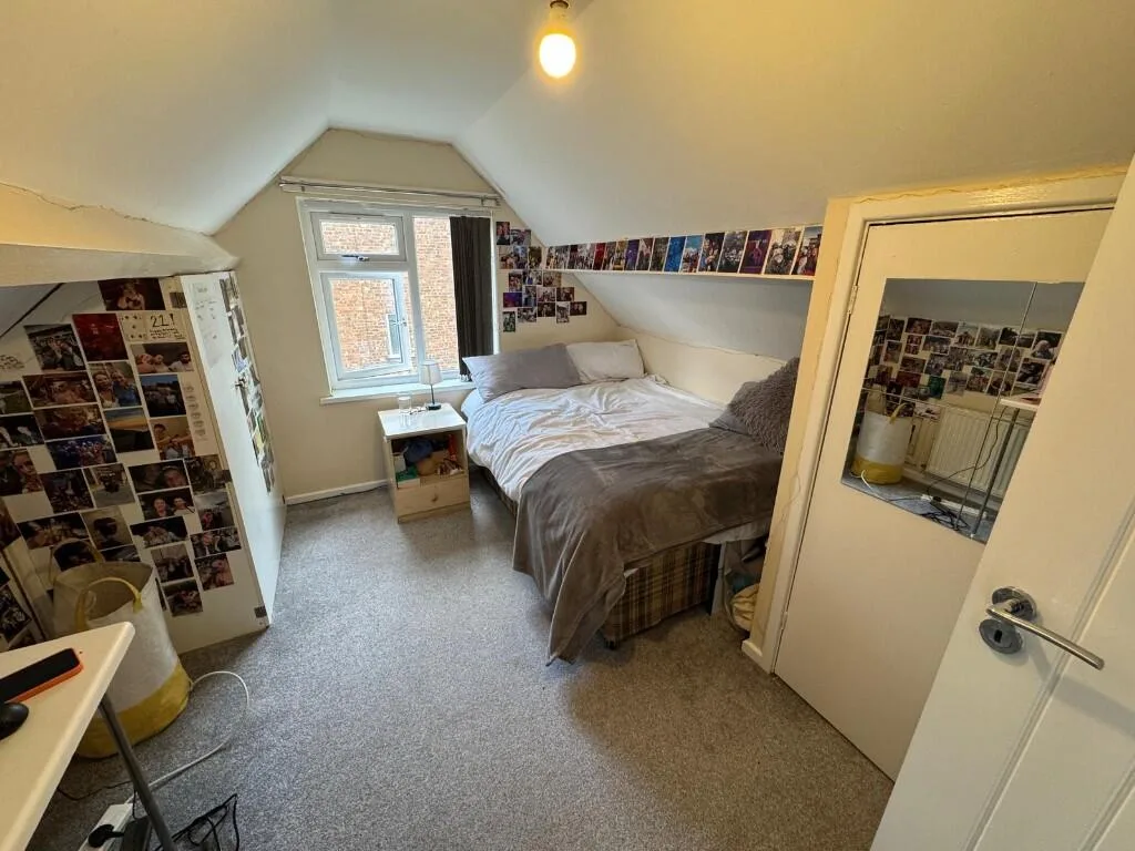 5 bedroom detached house for rent