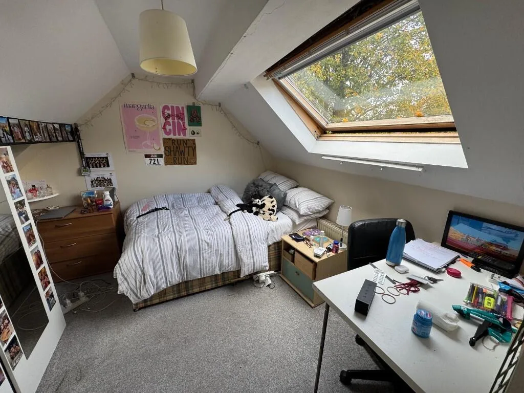5 bedroom detached house for rent