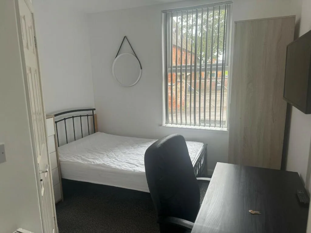 4 bedroom terraced house for rent