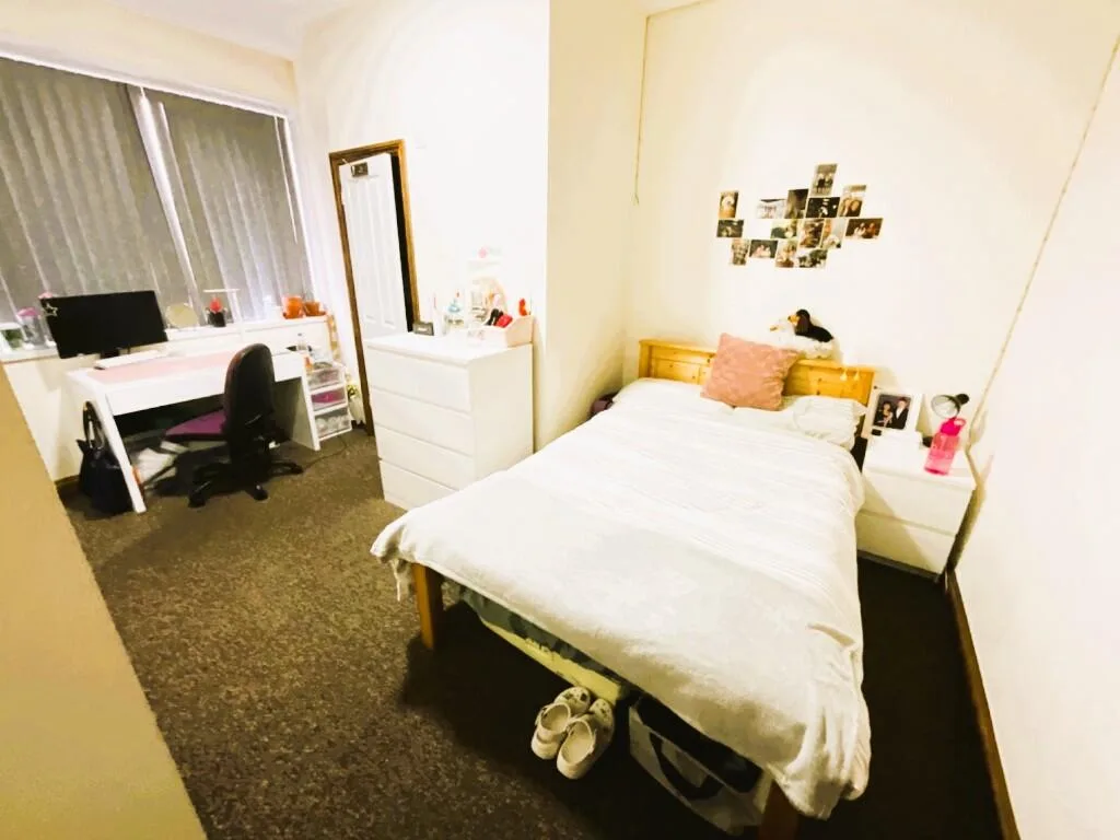 7 bedroom detached house for rent