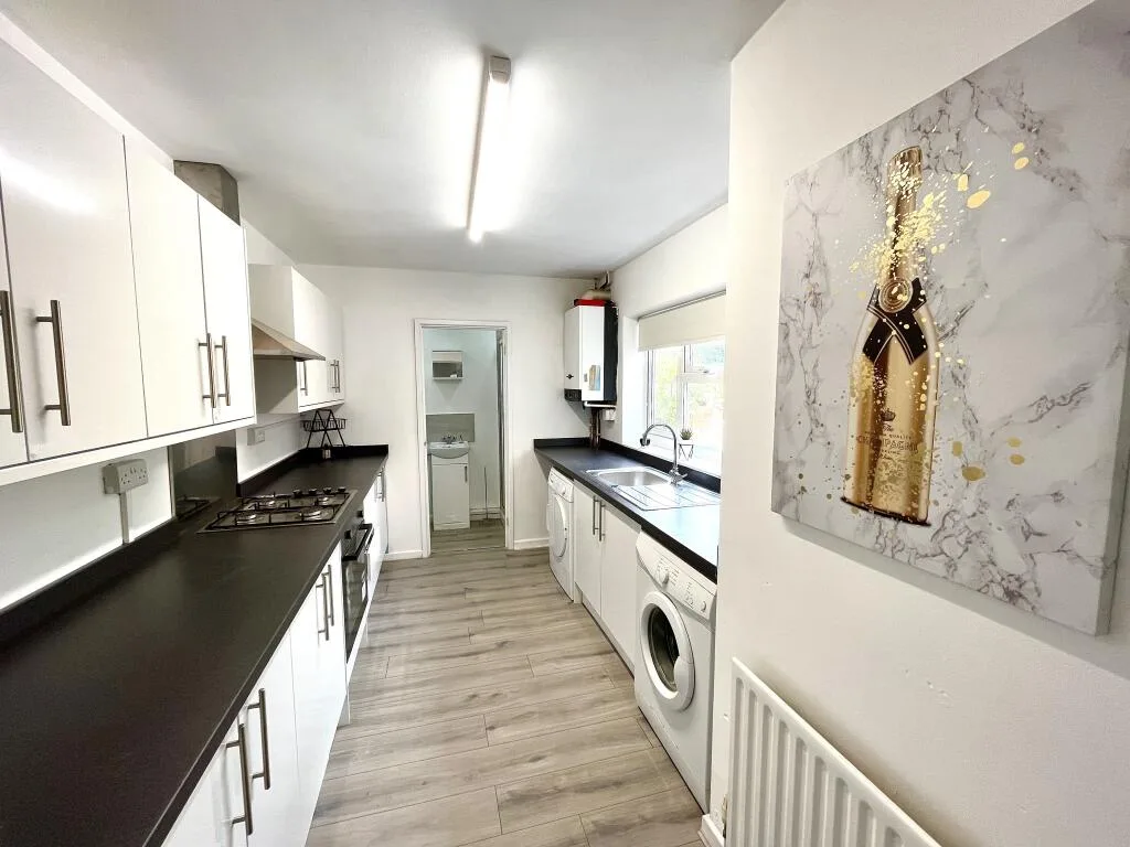 1 bedroom house for rent
