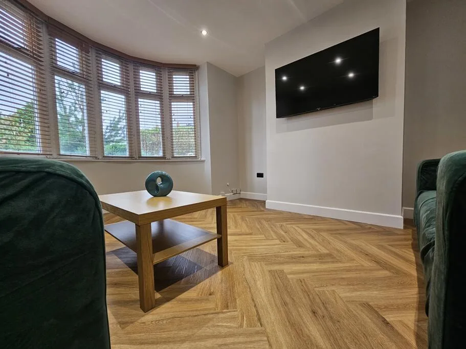 2 bedroom house for rent