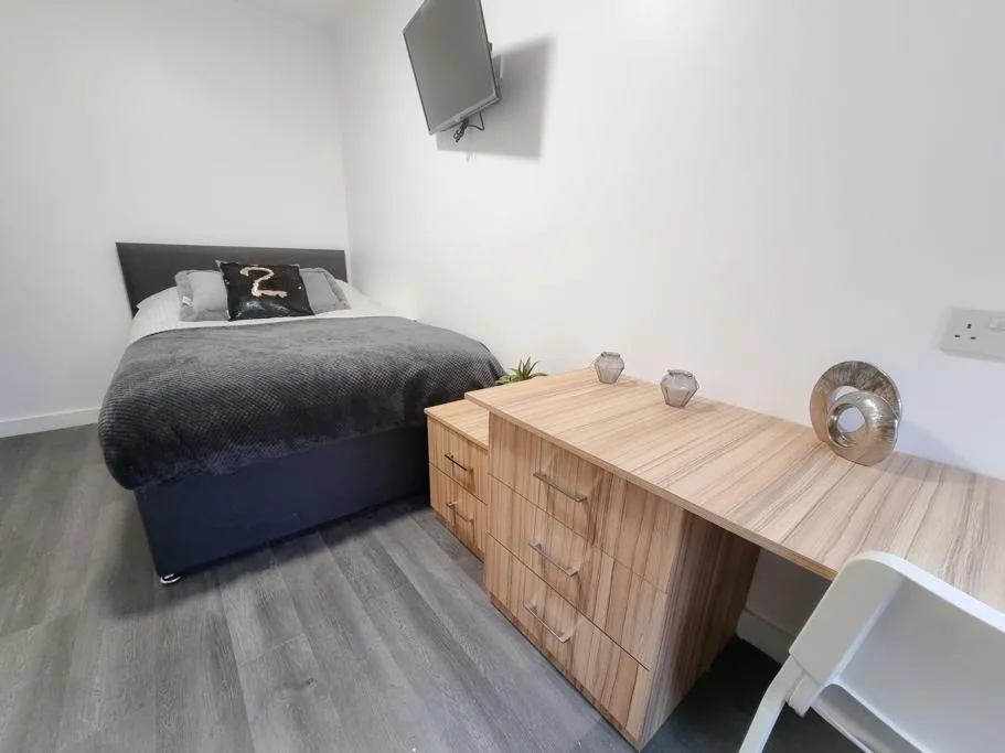 7 bedroom house for rent