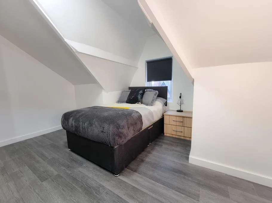 7 bedroom house for rent