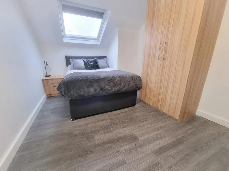 7 bedroom house for rent