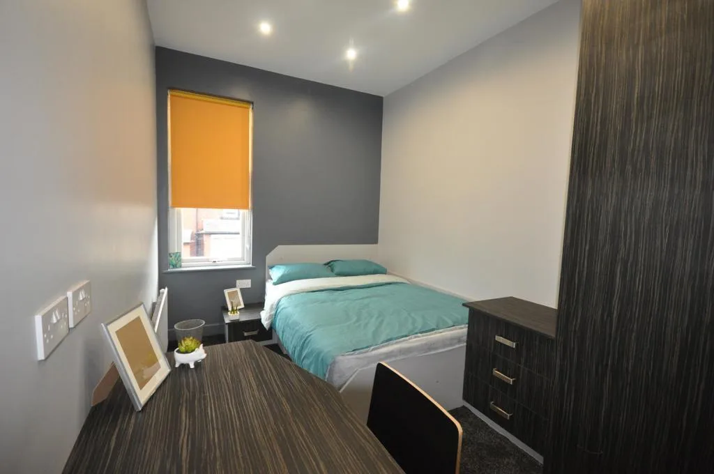 7 bedroom house for rent