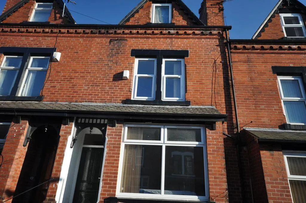 7 bedroom house for rent