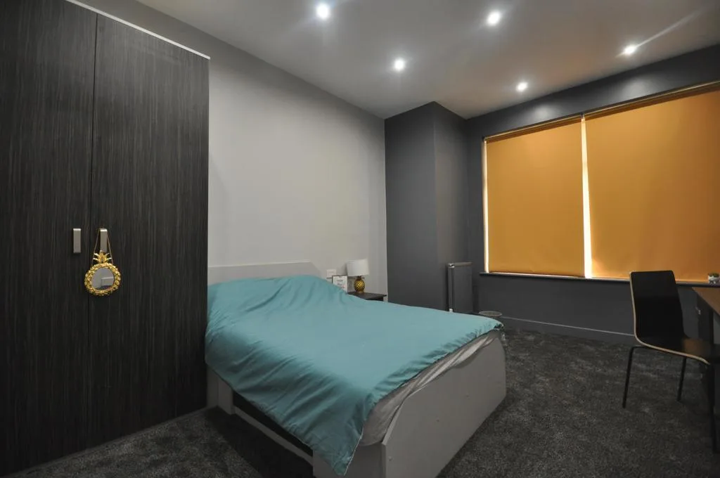 7 bedroom house for rent