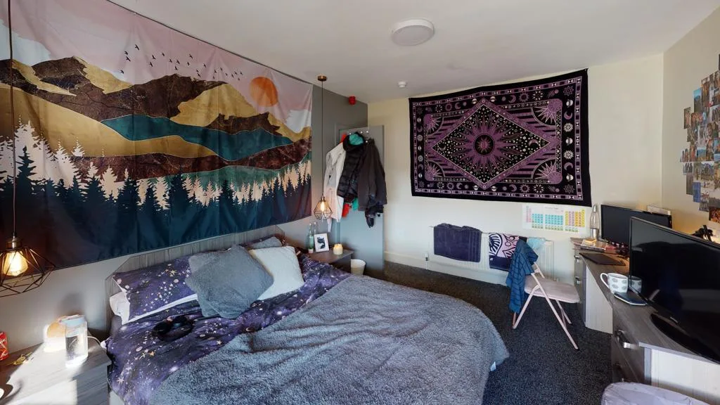 5 bedroom house for rent