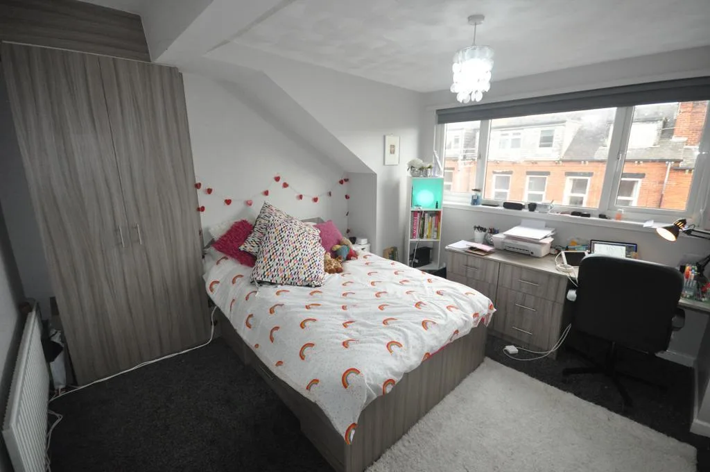 5 bedroom house for rent