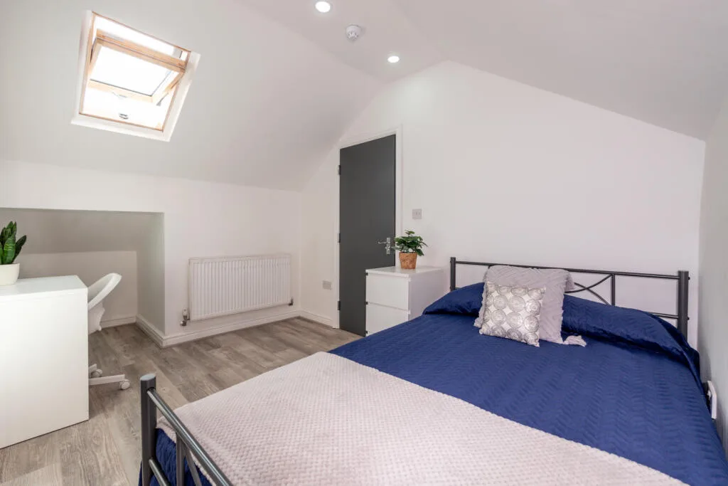 5 bedroom terraced house for rent