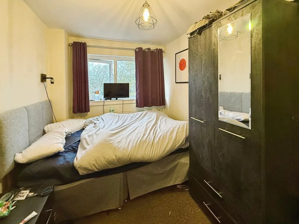 6 bedroom terraced house for rent