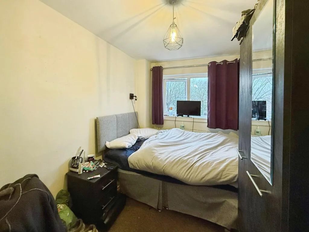 6 bedroom terraced house for rent