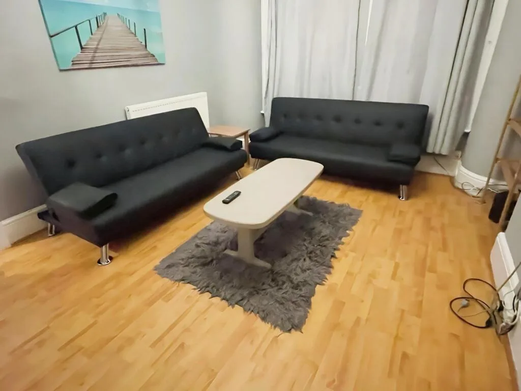 5 bedroom terraced house for rent