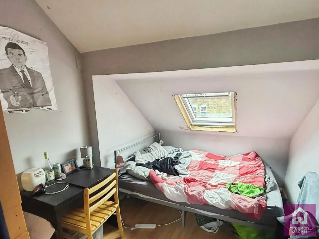 5 bedroom terraced house for rent