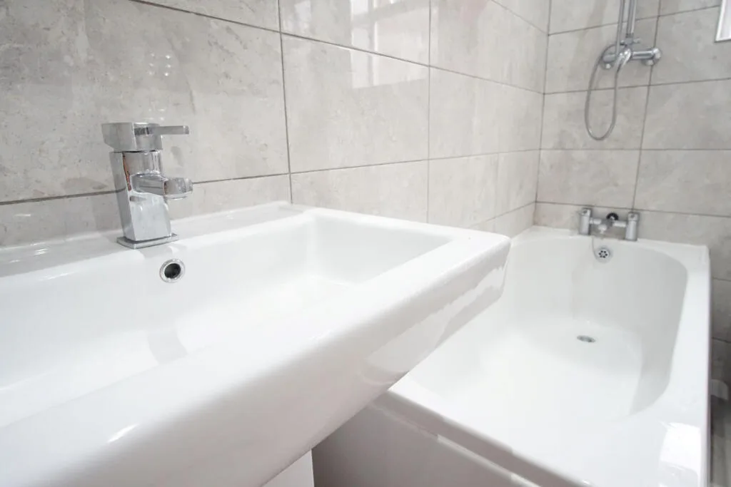8 bedroom terraced house for rent