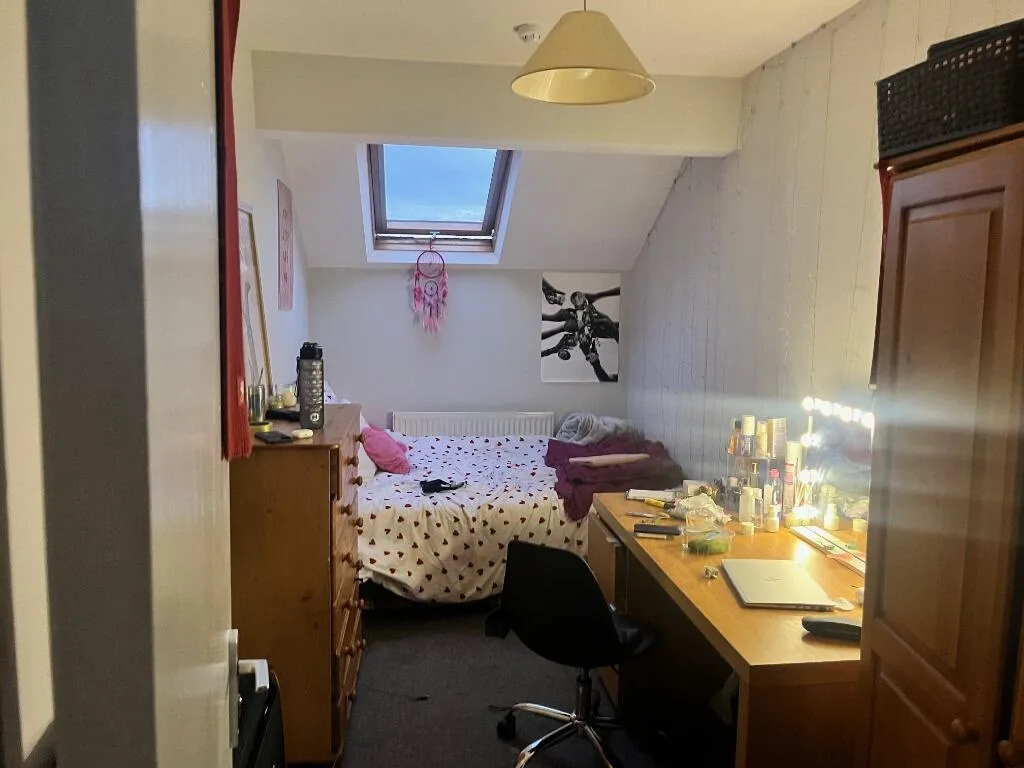 9 bedroom terraced house for rent