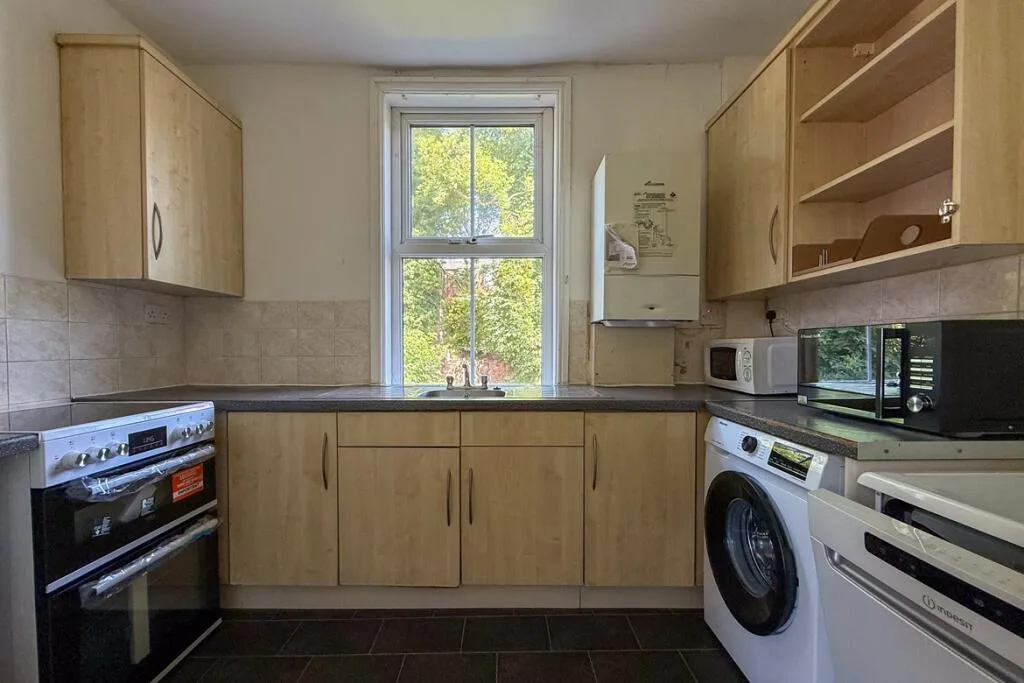 1 bedroom semi-detached house for rent