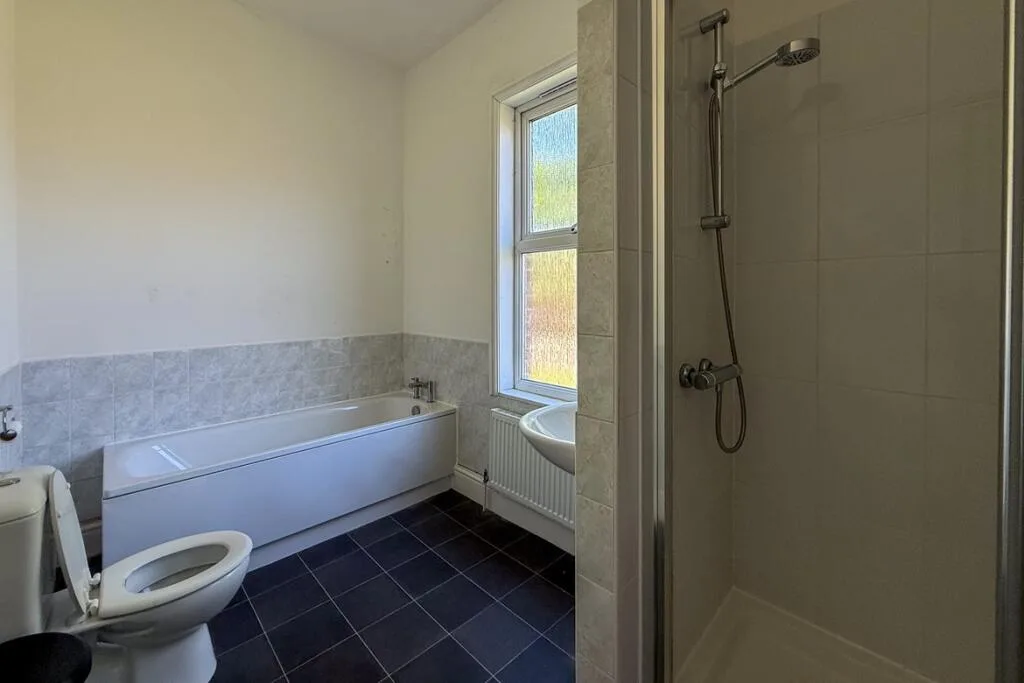 1 bedroom semi-detached house for rent