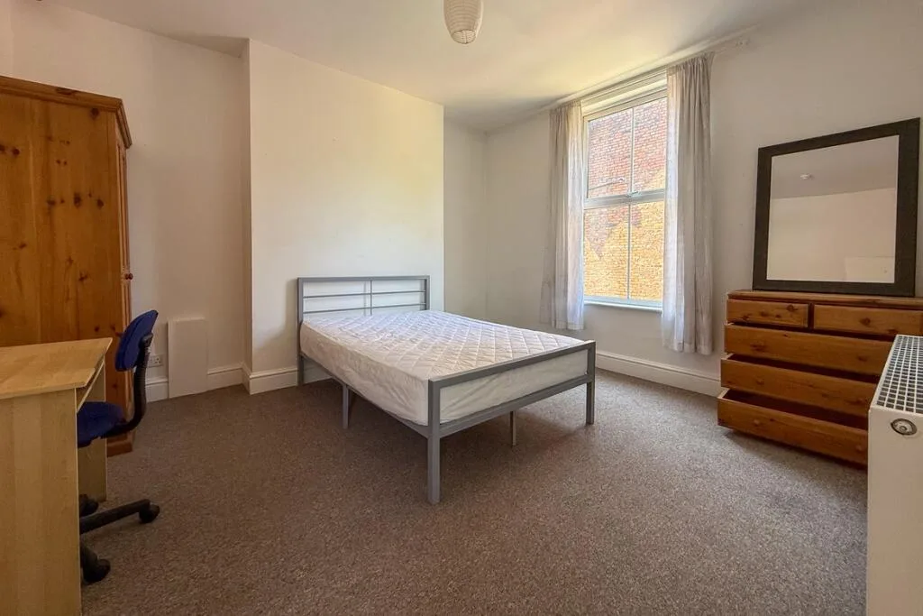 1 bedroom semi-detached house for rent