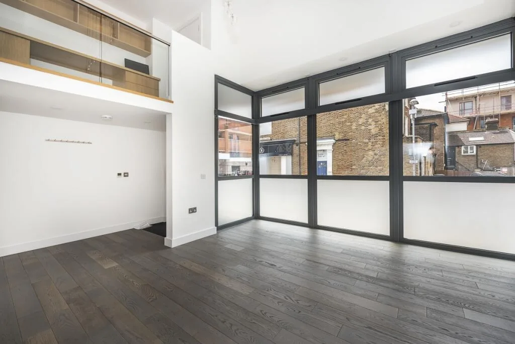 2 bedroom duplex for rent