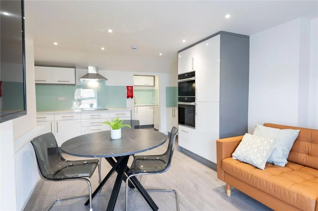 3 bedroom apartment for rent