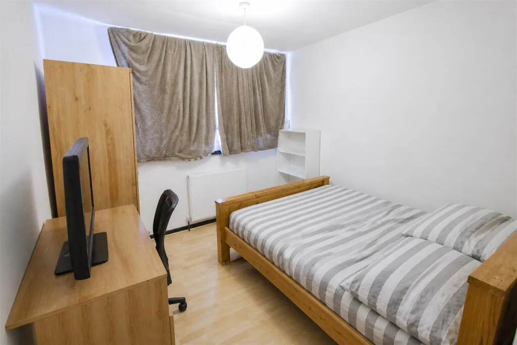 4 bedroom house for rent